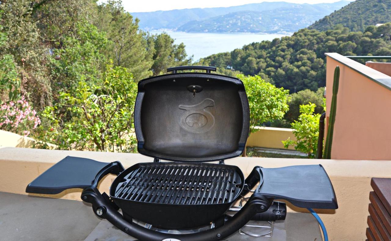 Una Spettacolare Vista Mare - Casa Con Jacuzzi Bergeggi Exteriér fotografie